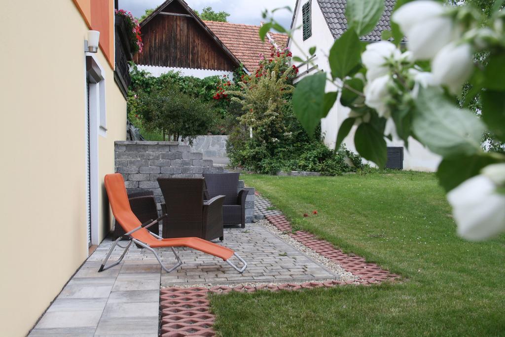 Gastehaus Dobida Hotell Unterlamm  Exteriör bild